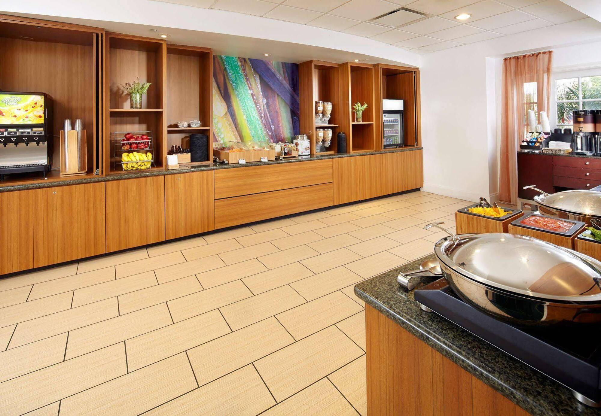 Springhill Suites Houston Medical Center / Nrg Park Экстерьер фото